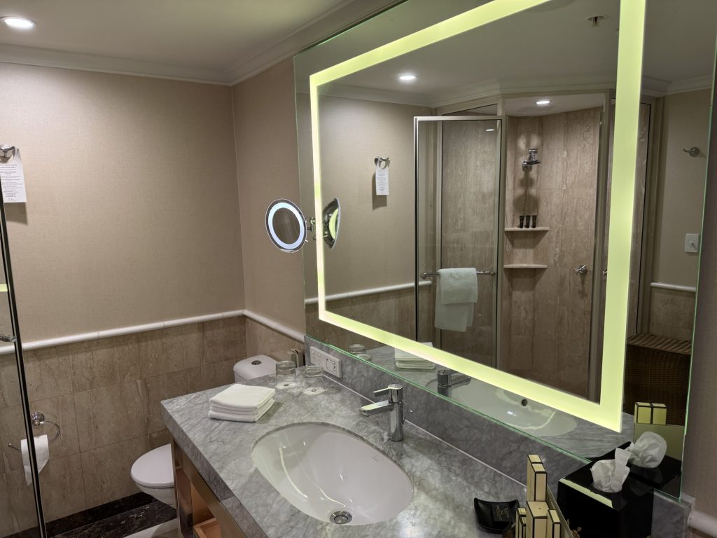 Bathroom in Horizon Club Opera House City Room Bathroom in Horizon Club Opera House City Room