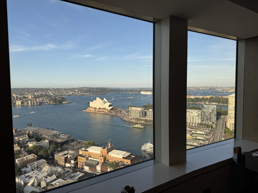Review From The Horizon Club Lounge Review From The Horizon Club Lounge