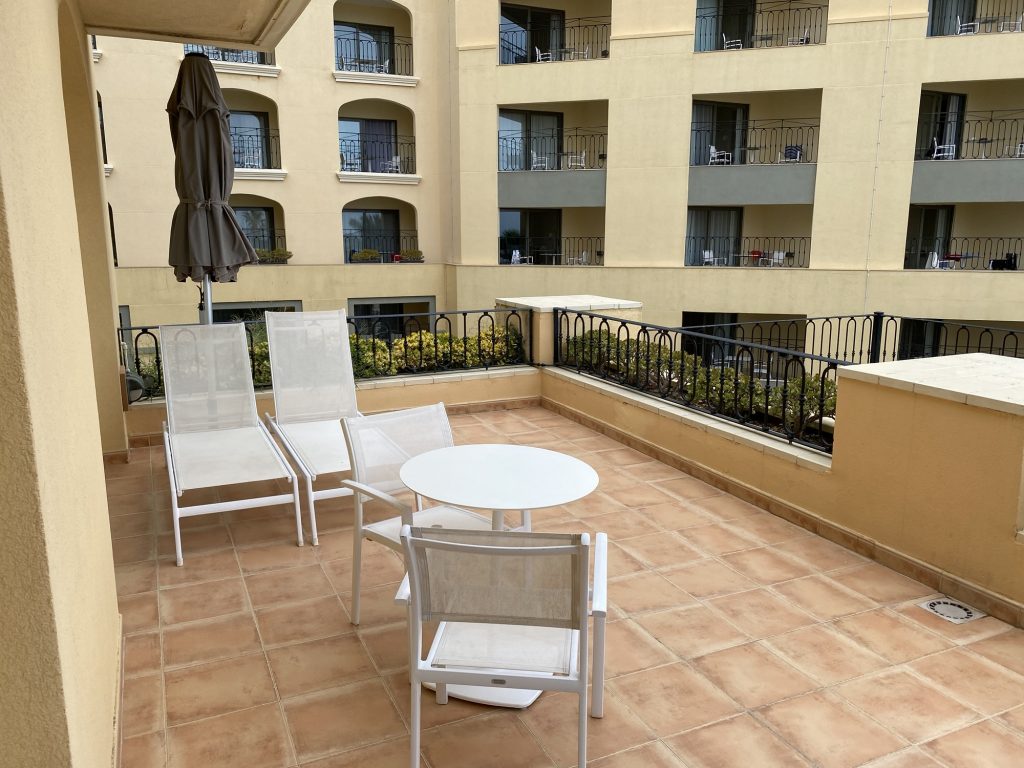 King Junior Suite Balcony
