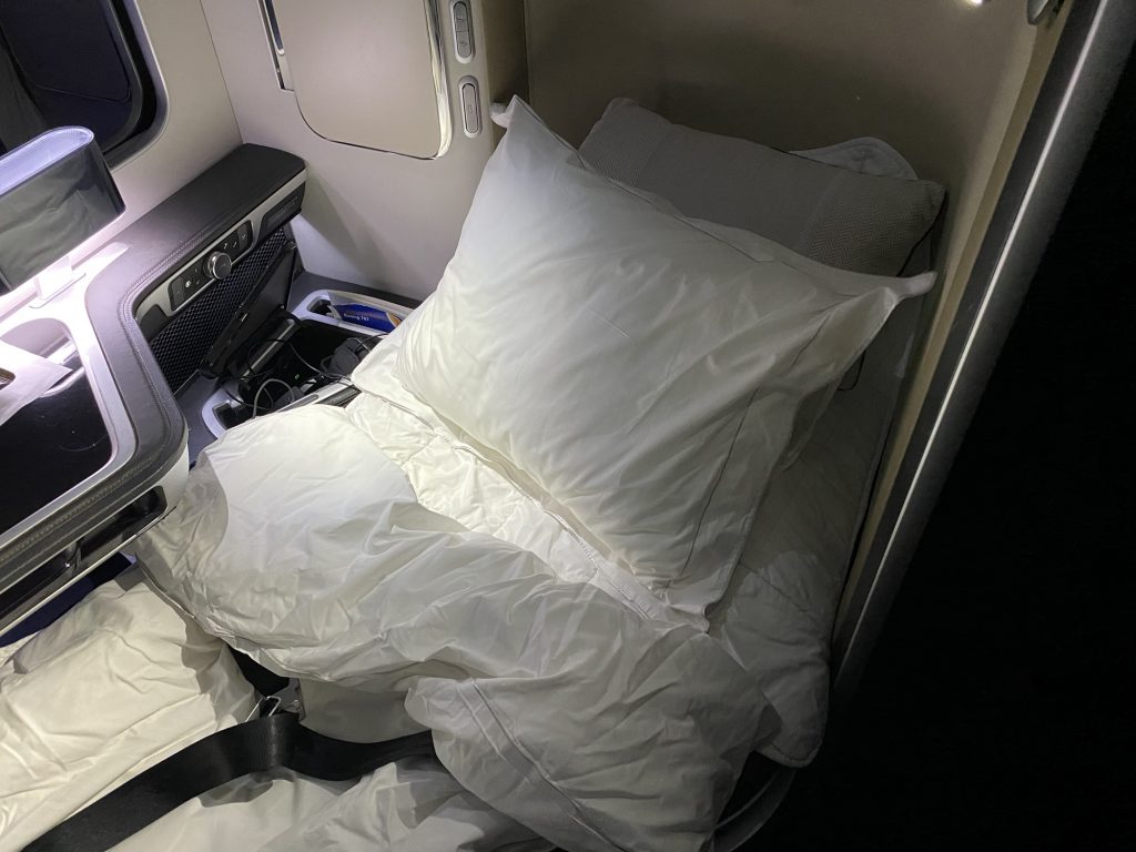British Airways 787-9 First Class Inbound