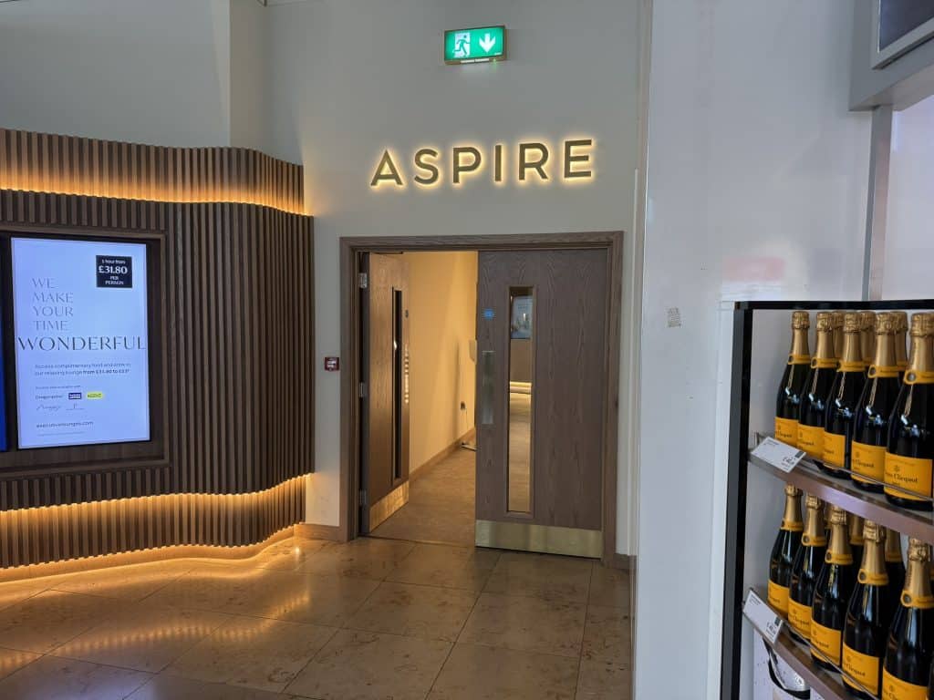 Aspire Lounge Entrance Aspire Lounge Liverpool Airport Review - Aspire Lounge Entrance